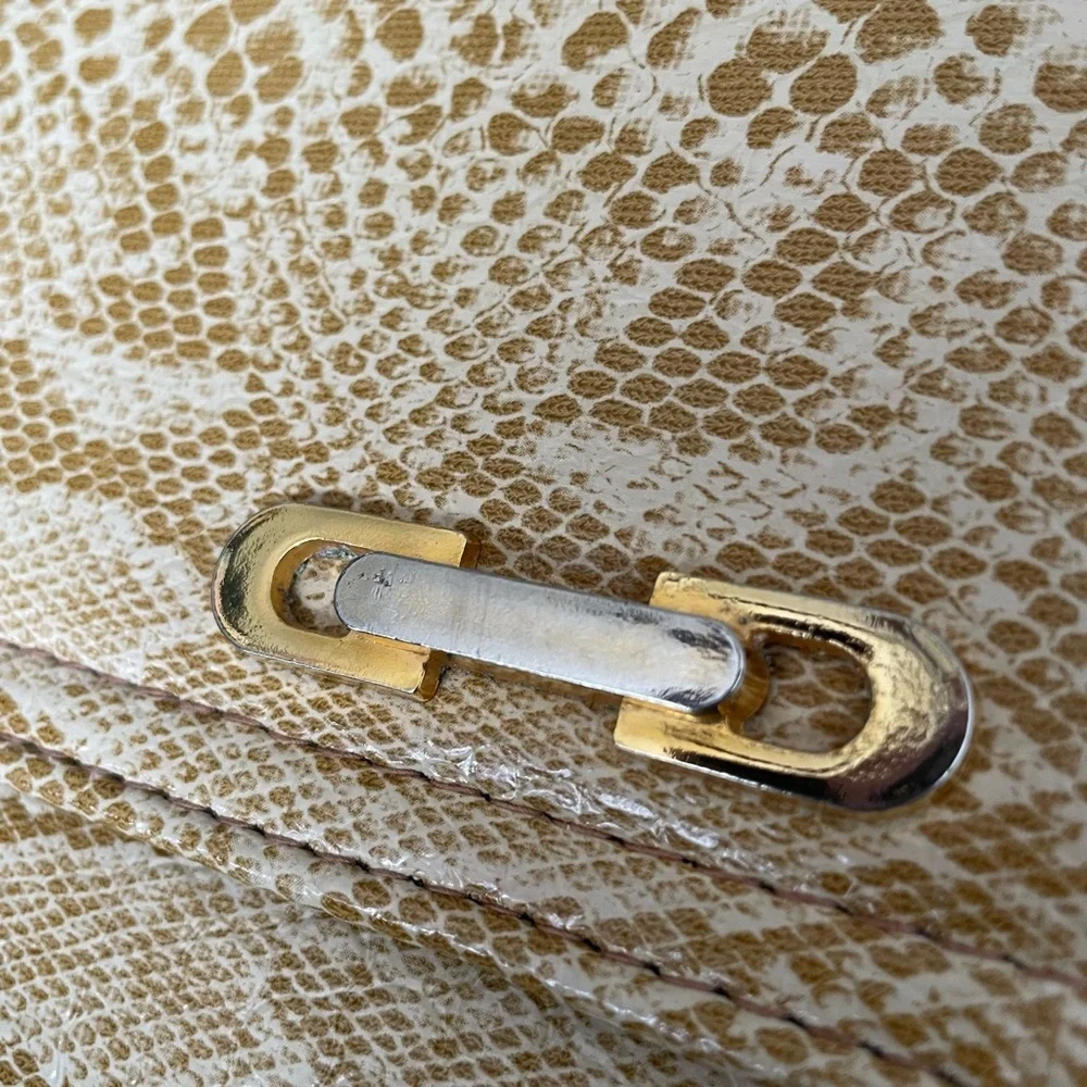 Vintage eve snakeskin